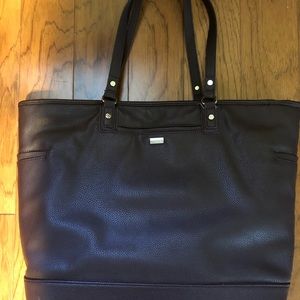 Jewell by thirty-one shoulder bag.